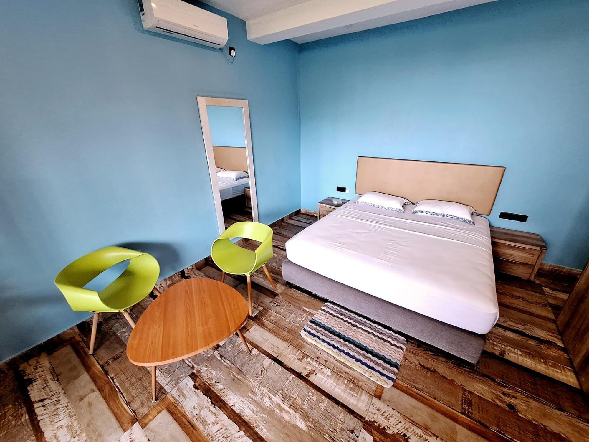X Mirissa Hotel Room photo